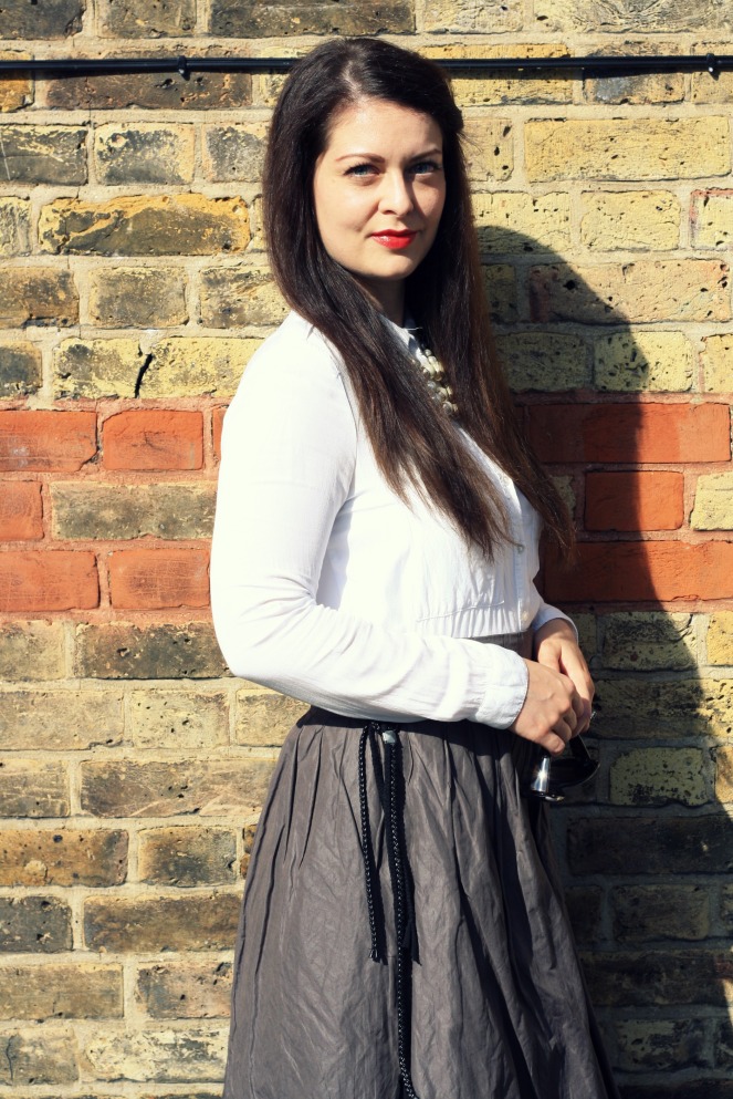 outfit, ootd, fashion, midi skirt, london, summer, office outfit